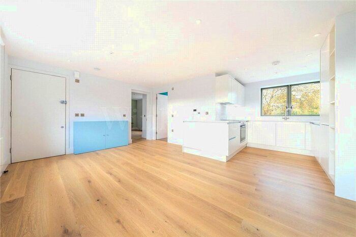 1 Bedroom Flat To Rent In Etrona Mews, - Granville Rd, London, NW2