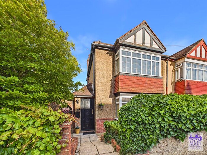 2 Bedroom Semi Detached House For Sale In Jersey Road, Strood, ME2