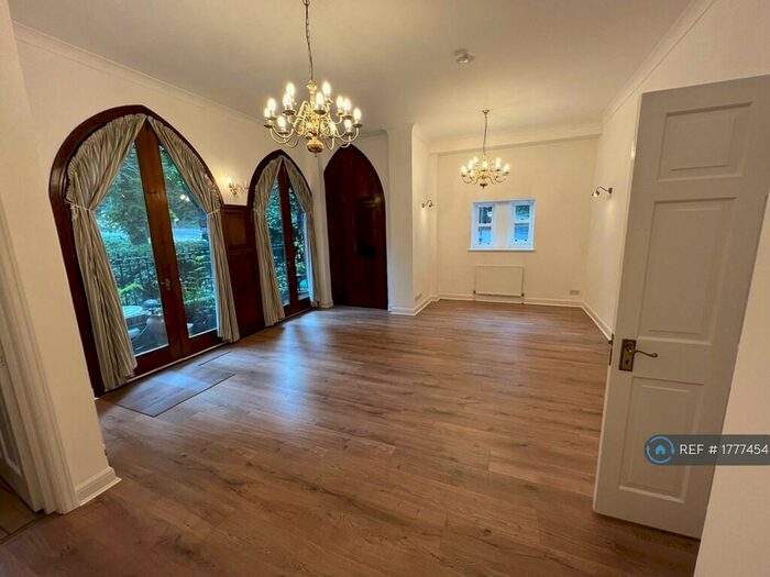 2 Bedroom Flat To Rent In Peterborough Road, Harrow, HA1