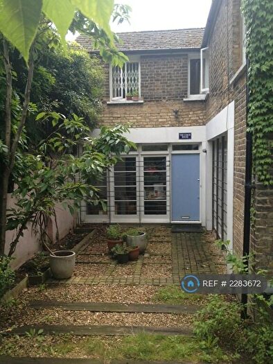 3 Bedroom Semi-Detached House To Rent In Knatchbull Road, London, SE5