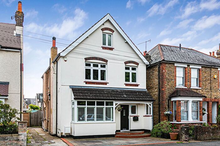 5 Bedroom Detached House For Sale In Albert Road, Ashford, Surrey, TW15