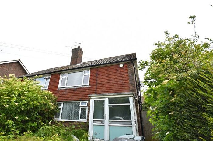 1 Bedroom Flat To Rent In Port Road, Eastbourne, East Sussex, BN22