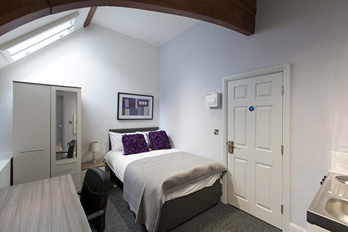 Studio To Rent In The Old County Hall - Studio, CV1