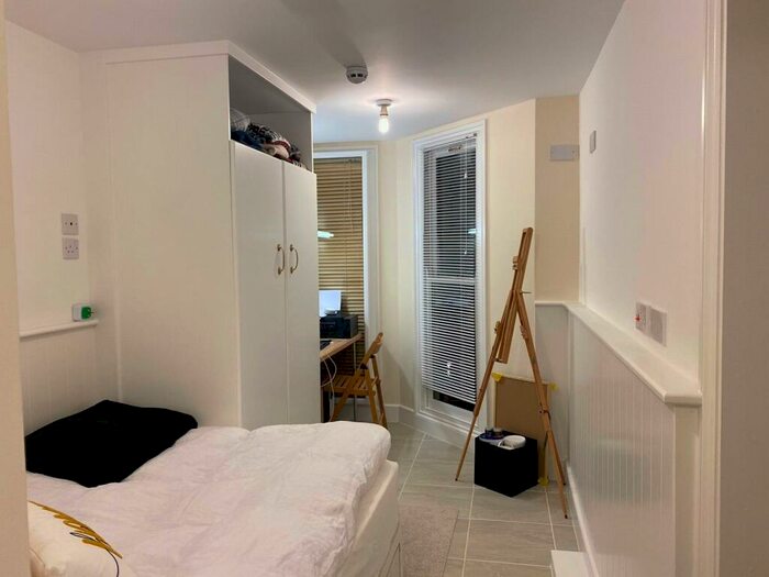 Apartment To Rent In Fellows Road, Belsize Park, London, NW3