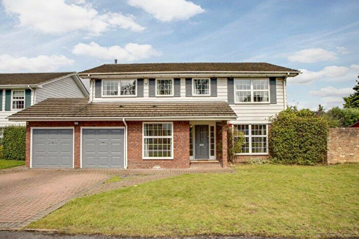 5 Bedroom Detached House To Rent In Penn, Buckinghamshire, HP10