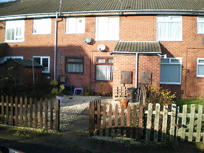 1 Bedroom Flat To Rent In Beechcroft View, Beeston, Leeds, LS11