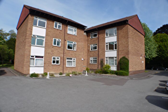 2 Bedroom Flat To Rent In Hills Avenue, Cambridge, CB1