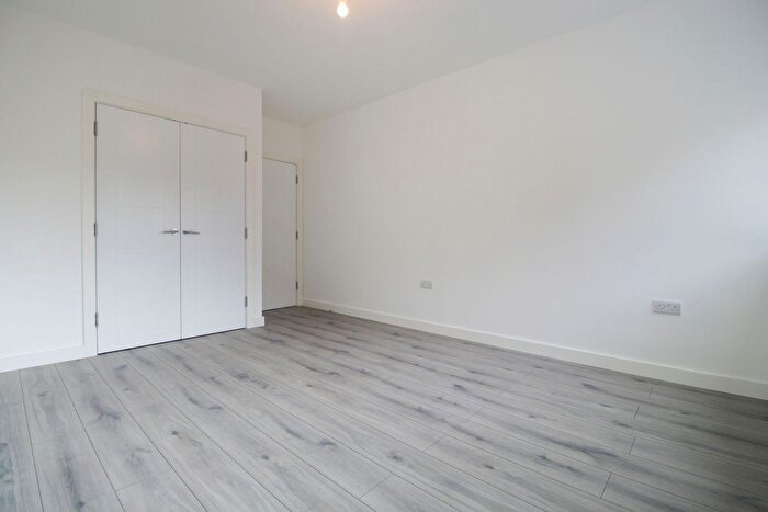 1 Bedroom Flat To Rent In Uxbridge Road, West Ealing, Ealing, London, W13