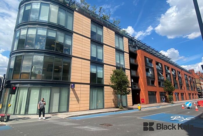 2 Bedroom Flat To Rent In Southwark Bridge Road, London Bridge, SE1