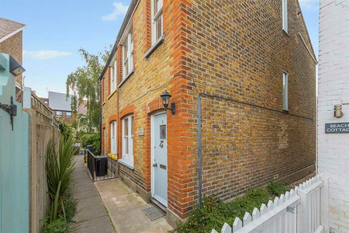 3 Bedroom Semi-Detached House To Rent In Beach Alley, Glen Cottage, Whitstable, CT5