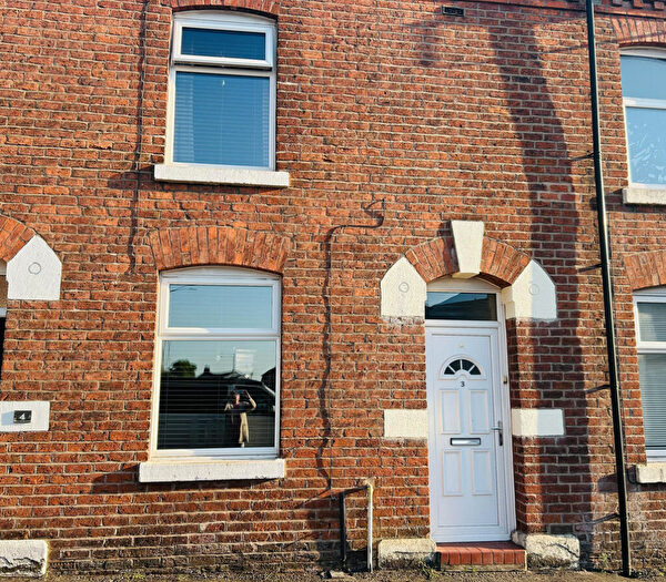 3 Bedroom Terraced House To Rent In Broad Street, Leyland, PR25