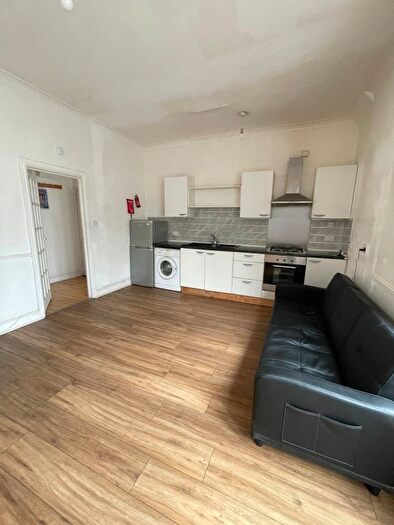 1 Bedroom Flat To Rent In Wellesley Road, Ilford, IG1