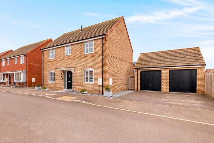 4 Bedroom Detached House For Sale In Pheasant Street, Holbeach, PE12
