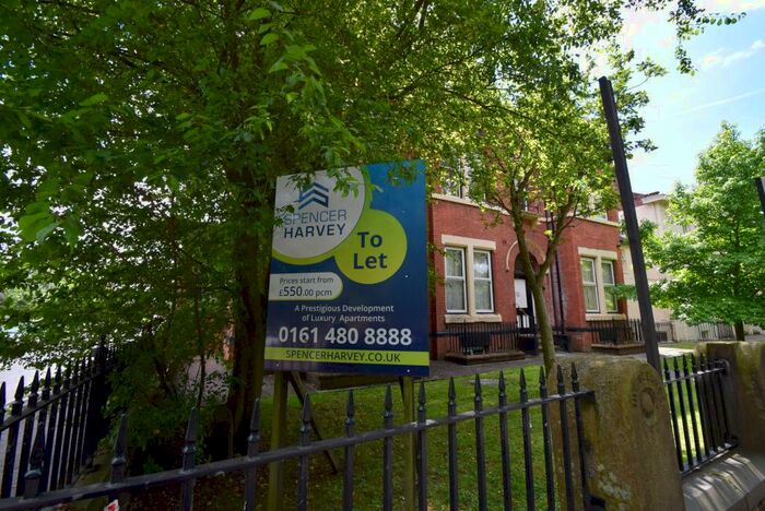 2 Bedroom Flat To Rent In B Heald Place, Manchester, M14