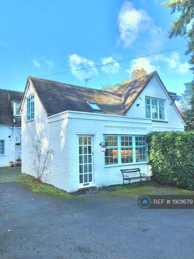 1 Bedroom Semi-Detached House To Rent In The Summer House, Ascot, SL5
