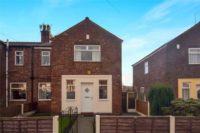 3 Bedroom Semi-Detached House To Rent In Copeland Avenue, Swinton, Manchester, M27