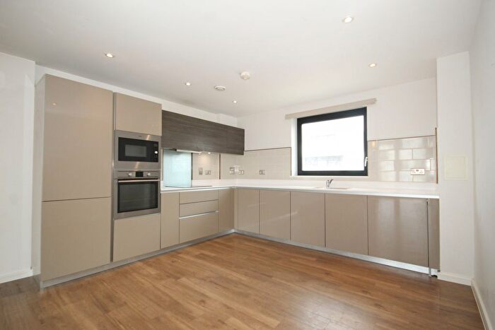 2 Bedroom Flat To Rent In Williams Way, Wembley, Middlesex, HA0