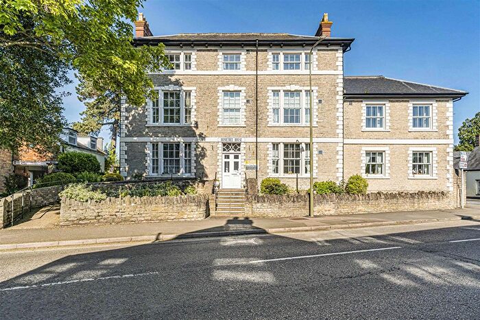 1 Bedroom Flat To Rent In London Road, Bicester, OX26