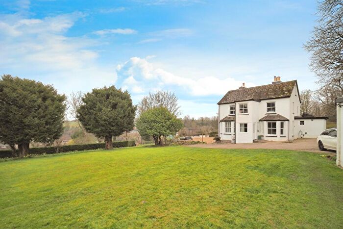 4 Bedroom Detached House For Sale In Winterslow Road, Porton, Salisbury, SP4