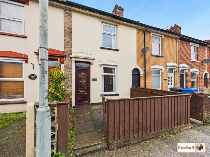 2 Bedroom Terraced House For Sale In Cauldwell Hall Road, Ipswich, IP4