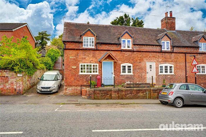2 Bedroom End Of Terrace House For Sale In Swan Street, Alvechurch, Birmingham, B48