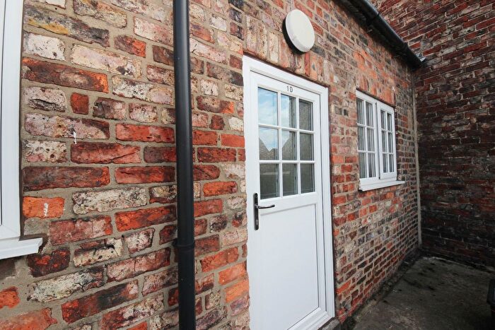 1 Bedroom Farmhouse To Rent In Calmswell Court, York, YO1