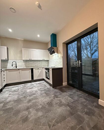 1 Bedroom Flat To Rent In Yarwood Avenue, Manchester, M23