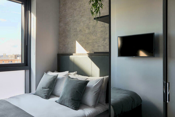 Studio To Rent In Crossharbour Plaza, London, E14