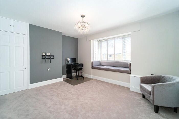 1 Bedroom Maisonette For Sale In Alma Road, Eton Wick, Windsor, SL4
