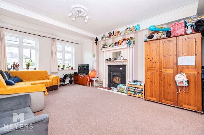 3 Bedroom Detached House To Rent In Kimberley Road, Bournemouth, BH6