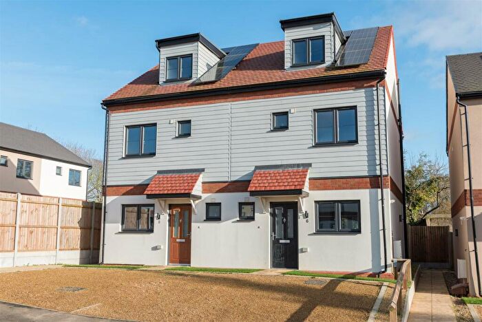 3 Bedroom Semi-Detached House To Rent In Northcote Drive, Monks Eleigh, IP7