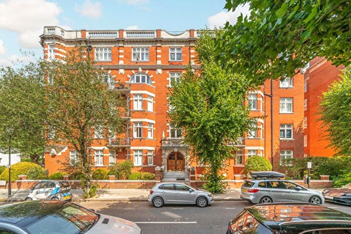 4 Bedroom Flat To Rent In Abingdon Villas, Kensington, W8
