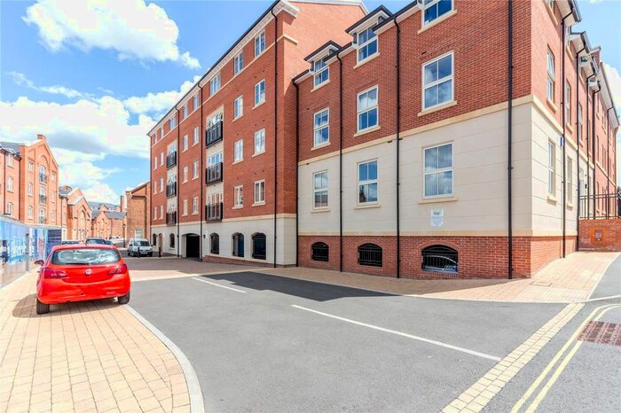 1 Bedroom Flat To Rent In Mill Street, Worcester, Worcestershire, WR1