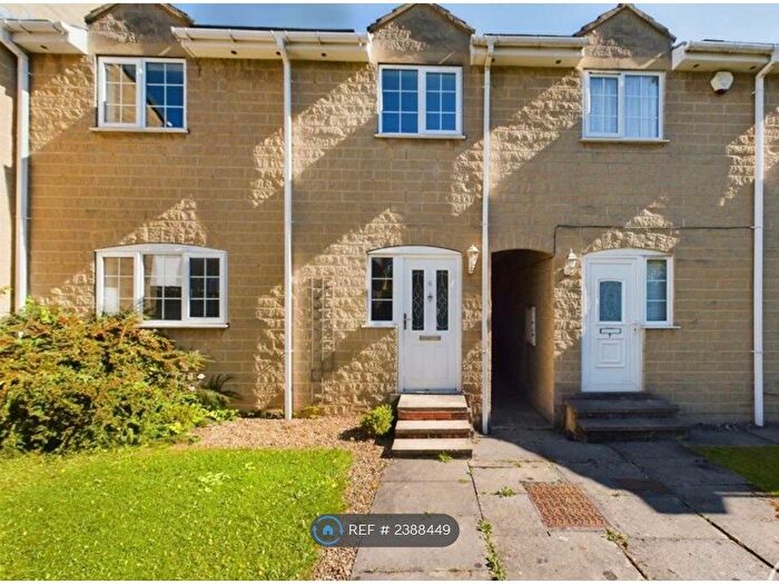 3 Bedroom Terraced House To Rent In Darcy Court, Leeds, LS15