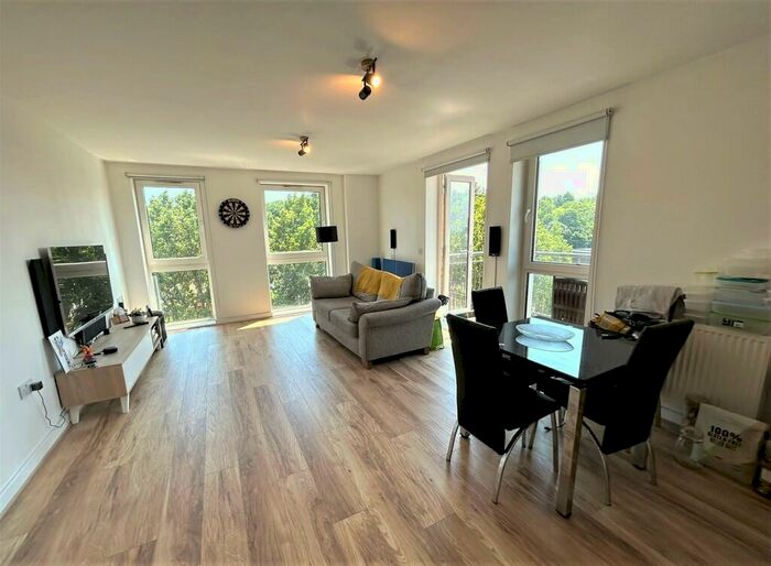 2 Bedroom Apartment To Rent In Northolt Road, Harrow, HA2