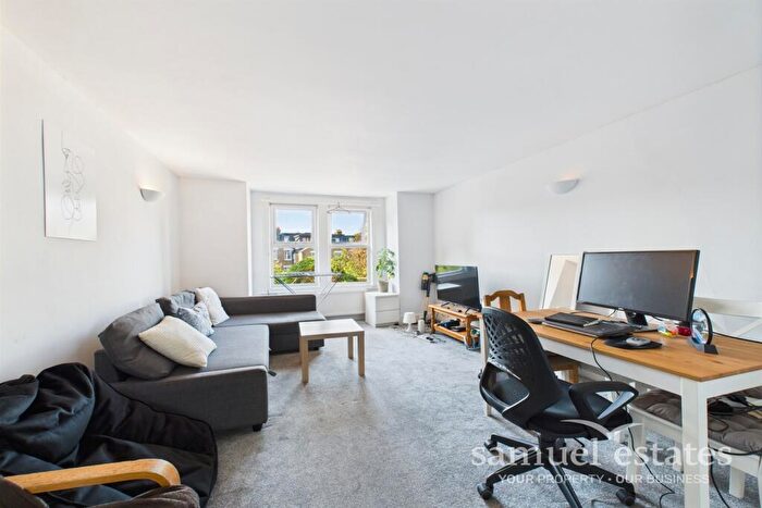 2 Bedroom Flat To Rent In Vancouver Road, Lewisham, London, SE23