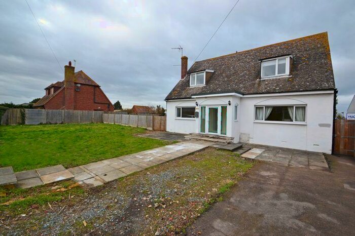 4 Bedroom Detached House To Rent In London Road, Teynham, Sittingbourne, ME9