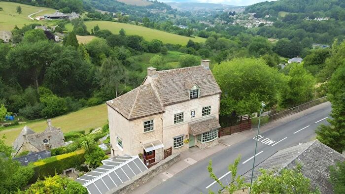 4 Bedroom Cottage For Sale In Walls Quarry, Brimscombe, Stroud, GL5