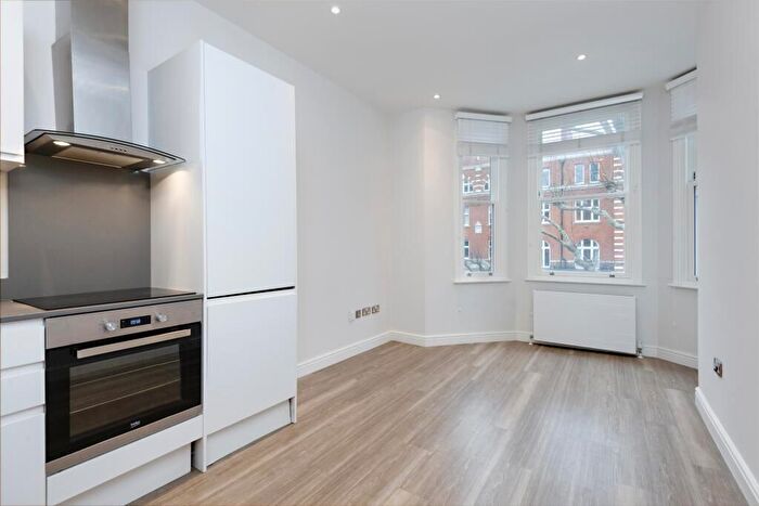 1 Bedroom Flat To Rent In Randolph Avenue, Maida Vale, London, W9