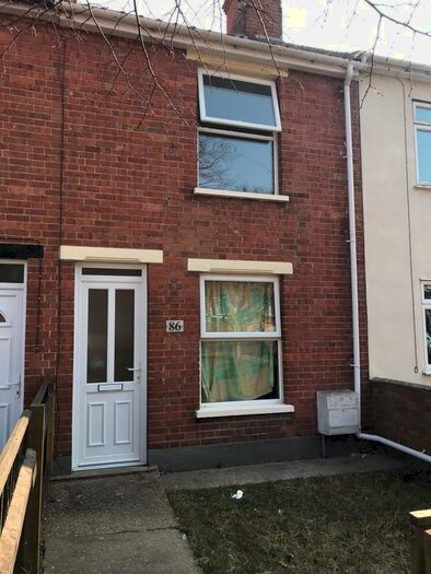 2 Bedroom Terraced House To Rent In Somerton Avenue, Lowestoft, NR32