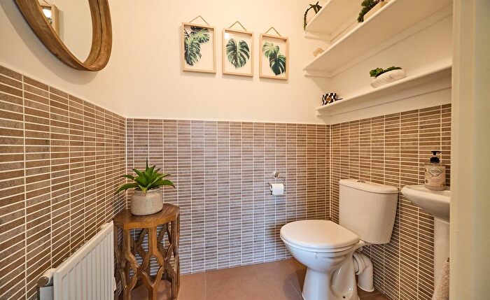 4 Bedroom Detached House To Rent In Frezenberg Close, Burbage, LE10