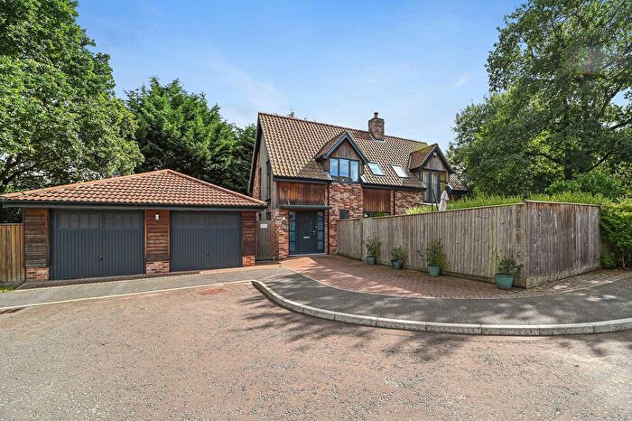 3 Bedroom Detached House For Sale In The Oaks, Nightingale Close, Melton, Woodbridge, IP12
