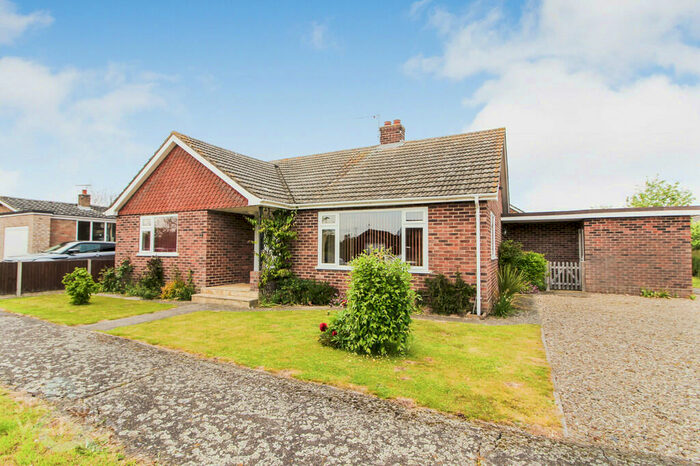 2 Bedroom Detached Bungalow To Rent In Cherrywood, Alpington, Norwich, NR14