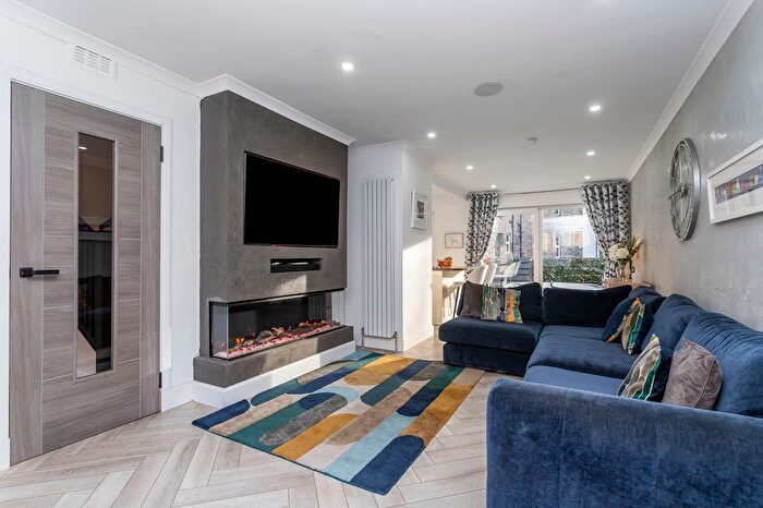 3 Bedroom Semi-Detached House For Sale In Craighall Crescent, Trinity, Edinburgh, EH6