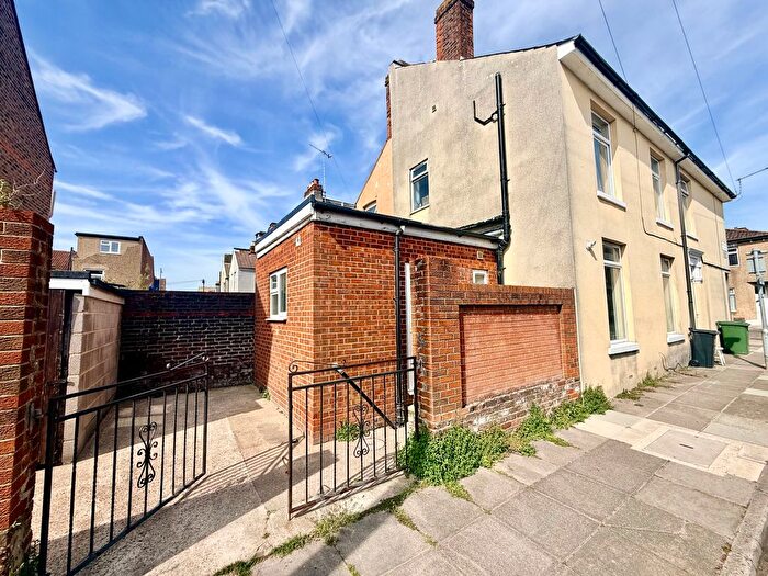 2 Bedroom Maisonette To Rent In Twyford Avenue, Portsmouth, PO2