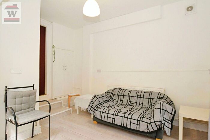 1 Bedroom Flat To Rent In Cecil Road, Hounslow, TW3