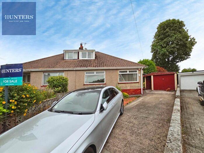 3 Bedroom Semi-Detached Bungalow For Sale In St. Johns Drive, Pencoed, Bridgend, CF35