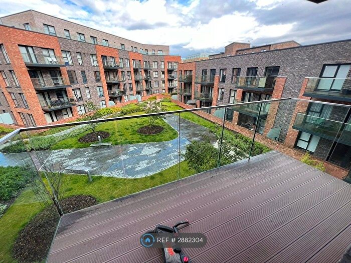 2 Bedroom Flat To Rent In James Smith Court, Dartford, DA1