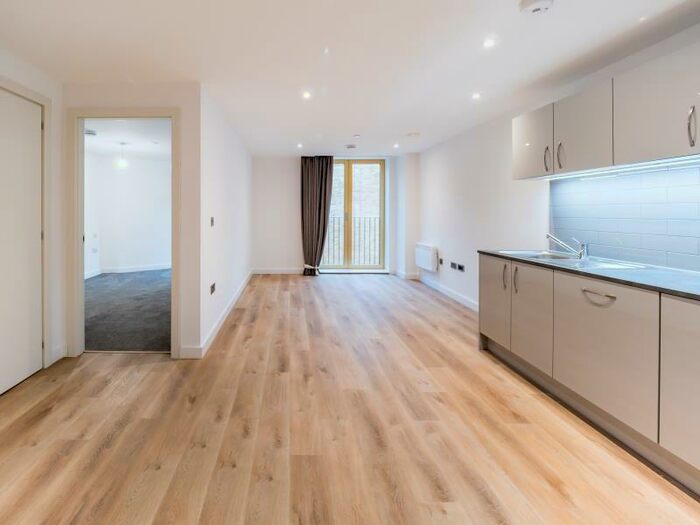 1 Bedroom Apartment To Rent In Flat :: The Quarters, M1