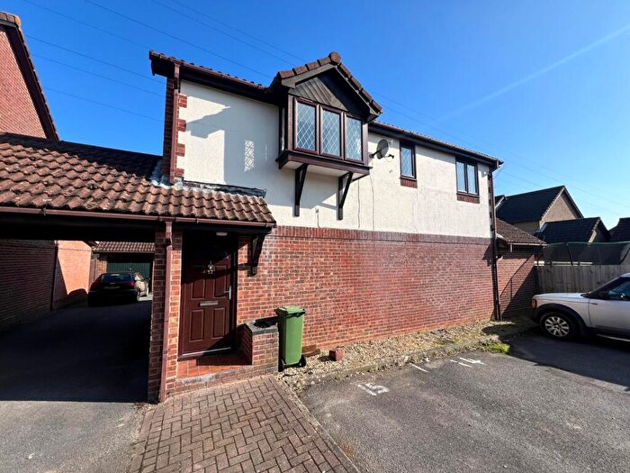 1 Bedroom House To Rent In St. Lawrence Close, Hedge End, Hampshire, SO30